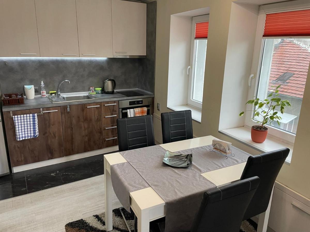 Studio Flat In The Heart Of بورغاس المظهر الخارجي الصورة